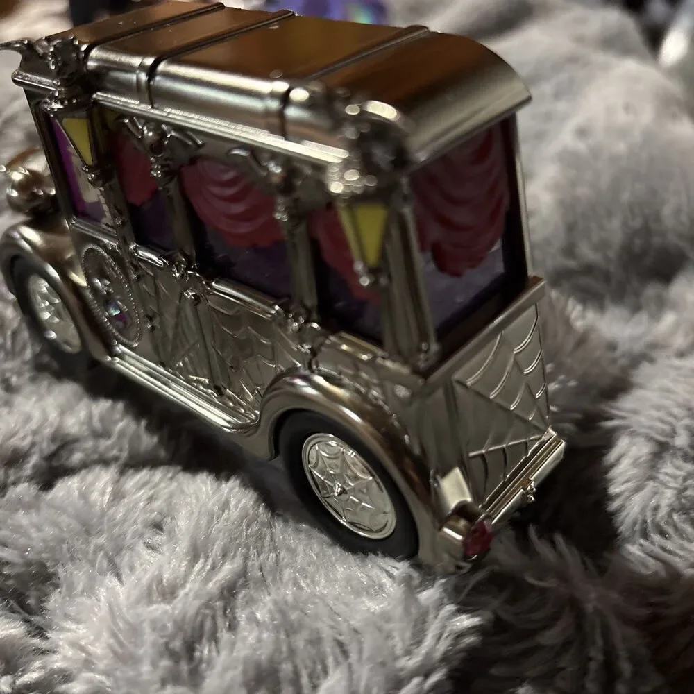 Bath Body Works HEARSE Spooky PROJECTOR nightlight Wallflowers Plug Halloween